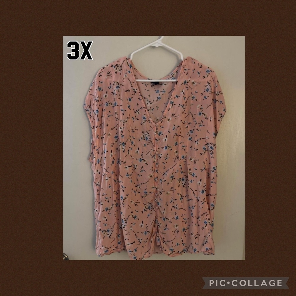 TORRID floral blouse